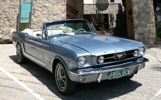 1965 Ford Mustang convertible for hirings in Malaga area